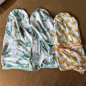 Set of Baby wraps Towels with Fun Prints